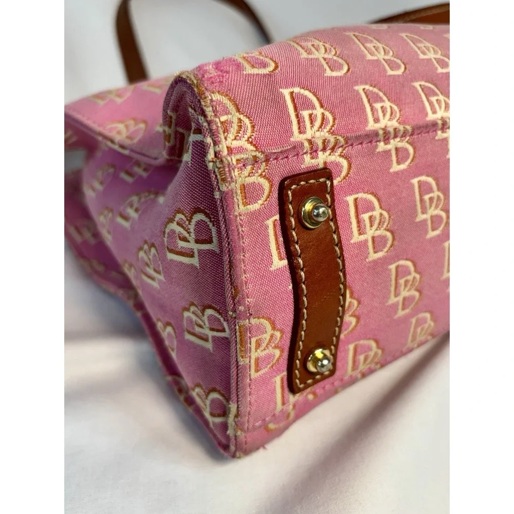Dooney & Bourke this vintage
